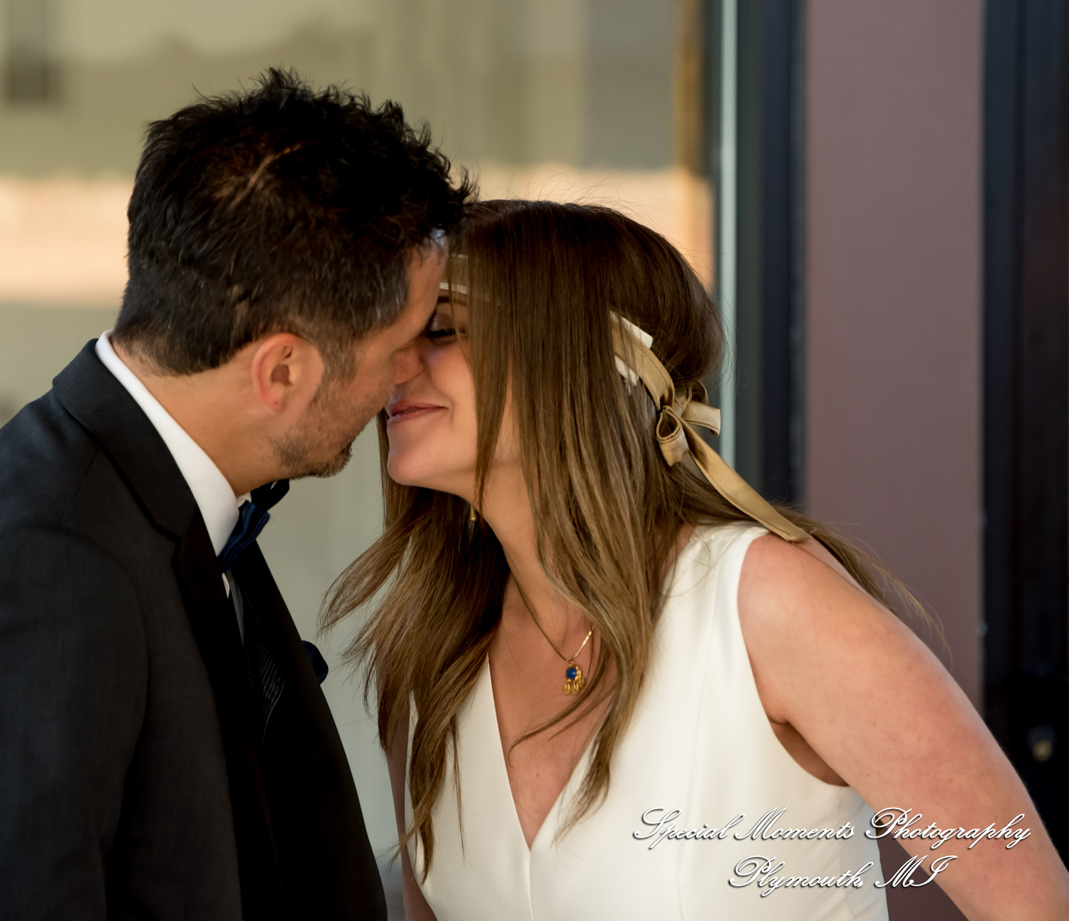 Lenore & Michael at Stonebridge Golf Club Ann Arbor MI wedding photograph