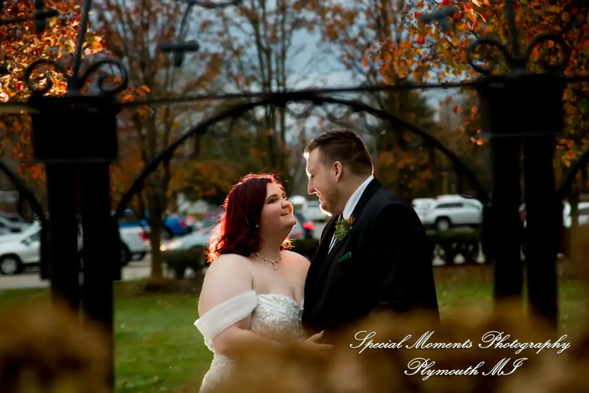 Tina's Country House Macomb Twp MI wedding photograph