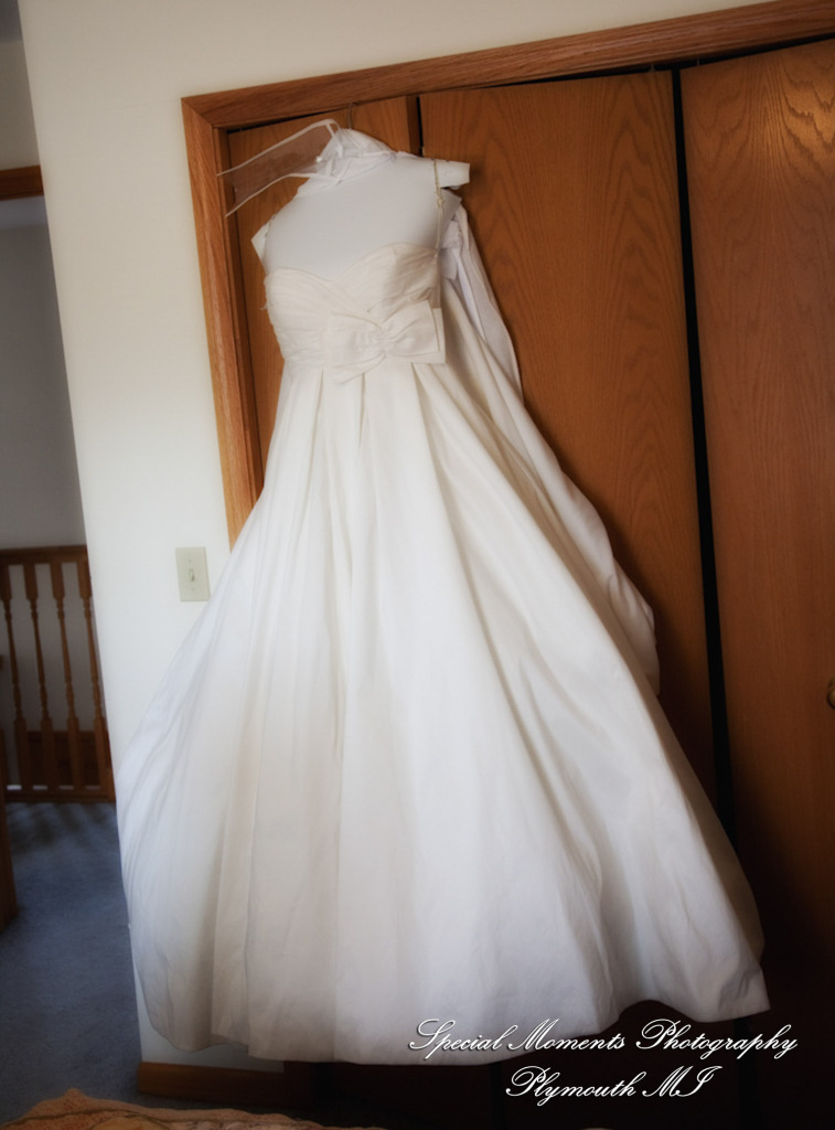 Theodore & Jamie at Wellers Carriage House Saline MI wedding photograph