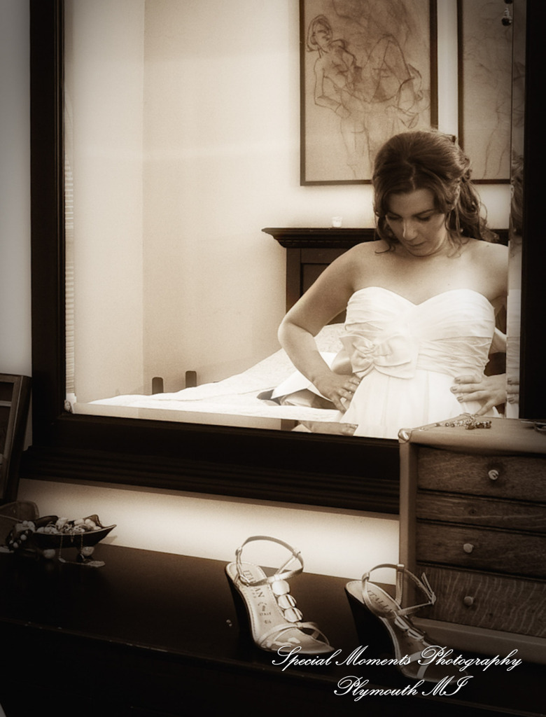 Theodore & Jamie at Wellers Carriage House Saline MI wedding photograph