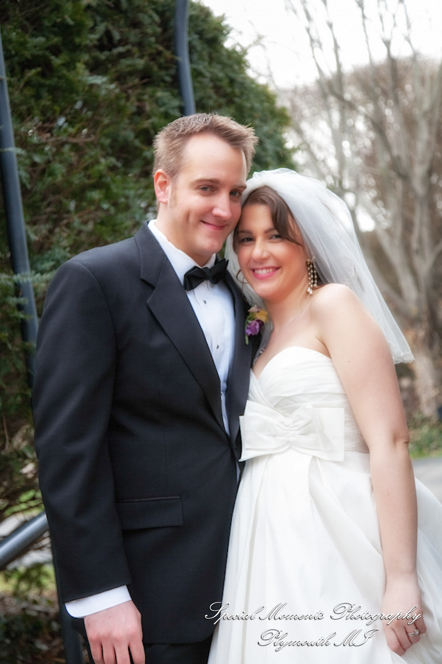 Theodore & Jamie at Wellers Carriage House Saline MI wedding photograph