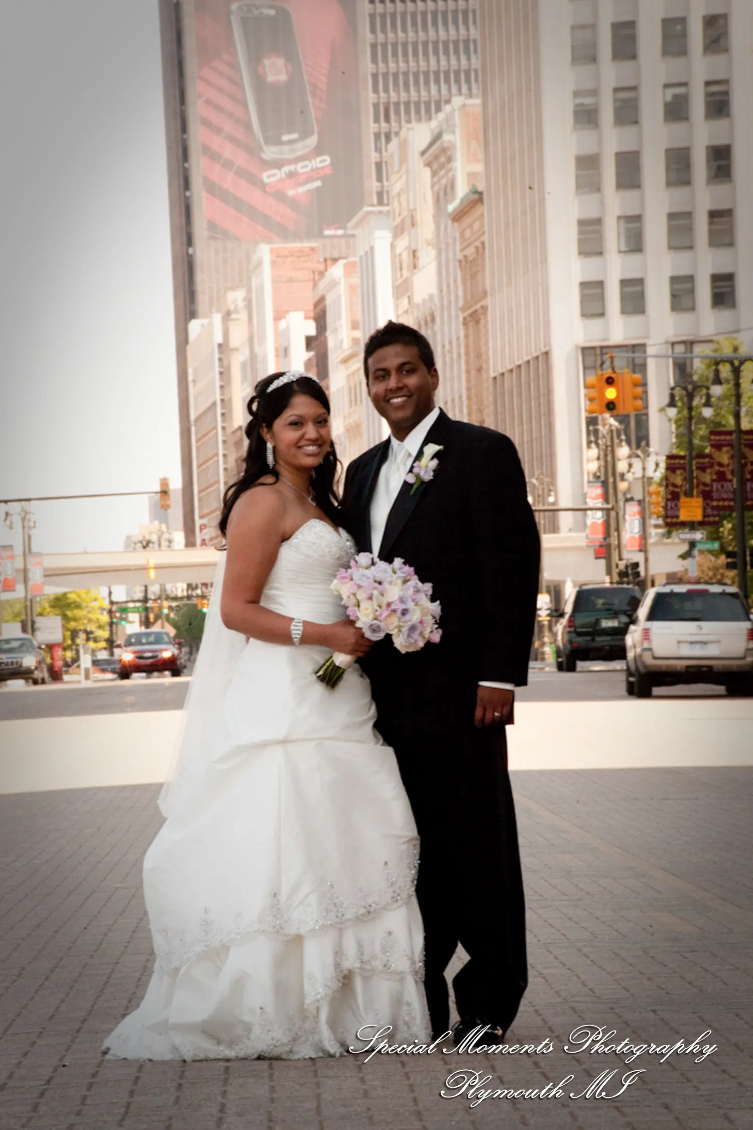 Larsa Palace Banquet Facility Warren MI wedding photograph