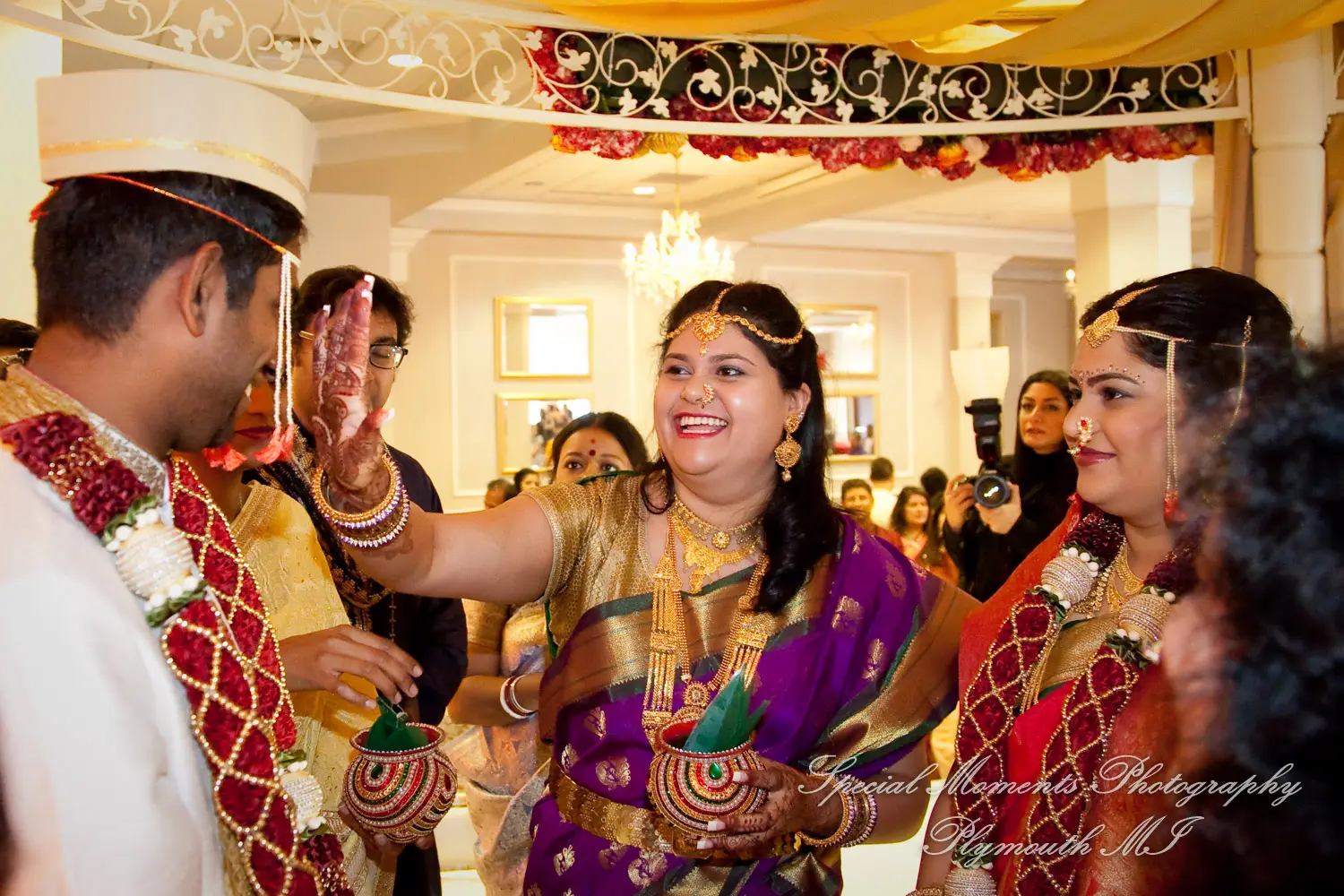 Bharatiya Temple Troy MI wedding photograph