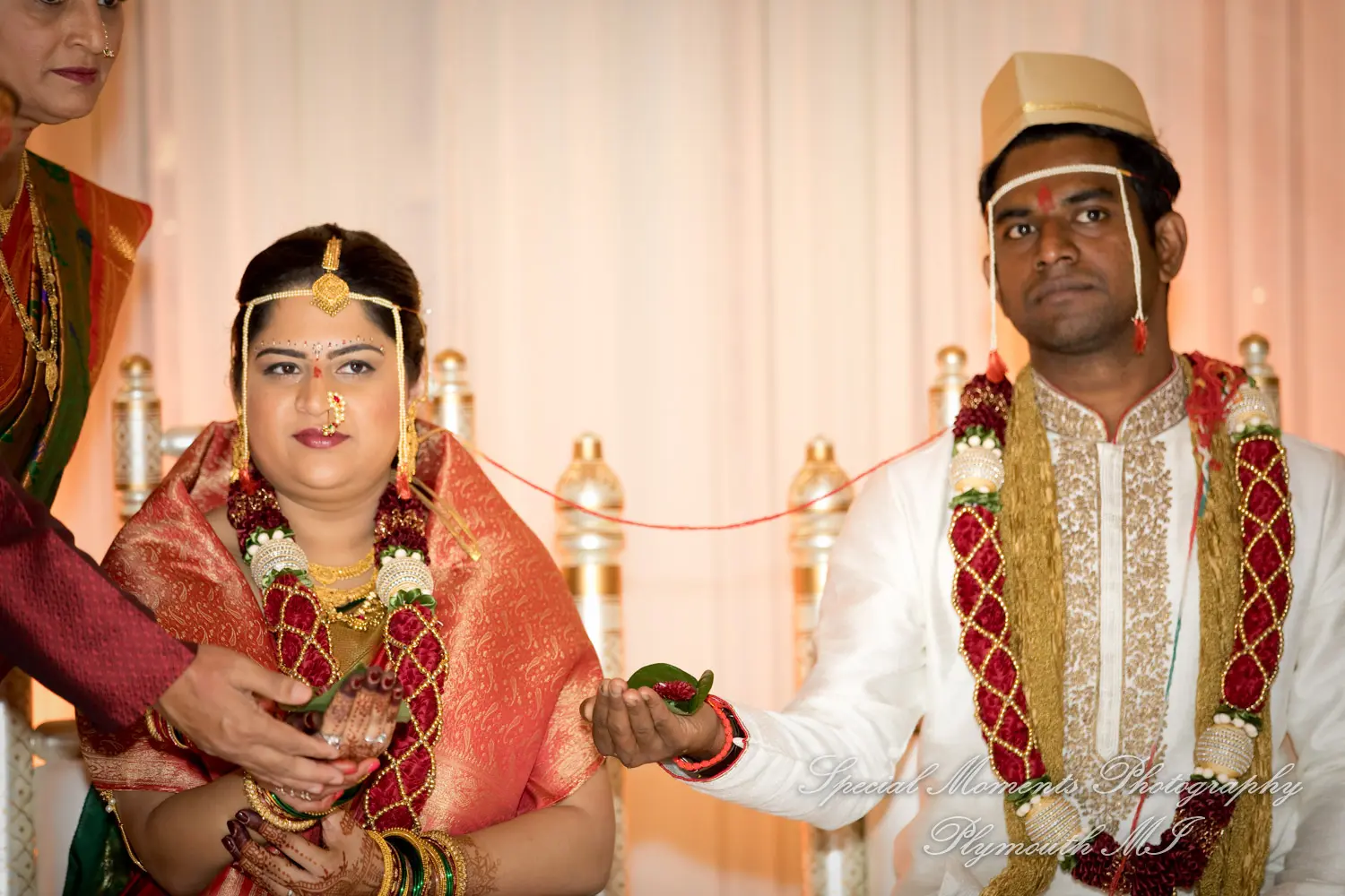 Bharatiya Temple Troy MI wedding photograph