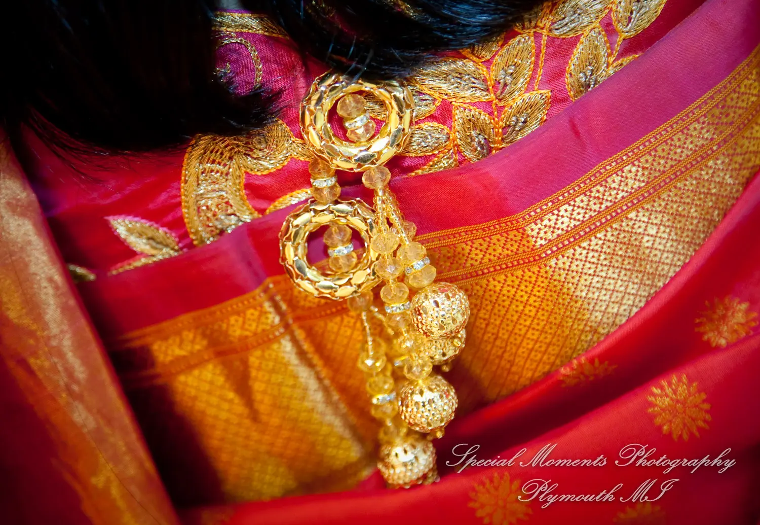 Bharatiya Temple Troy MI wedding photograph