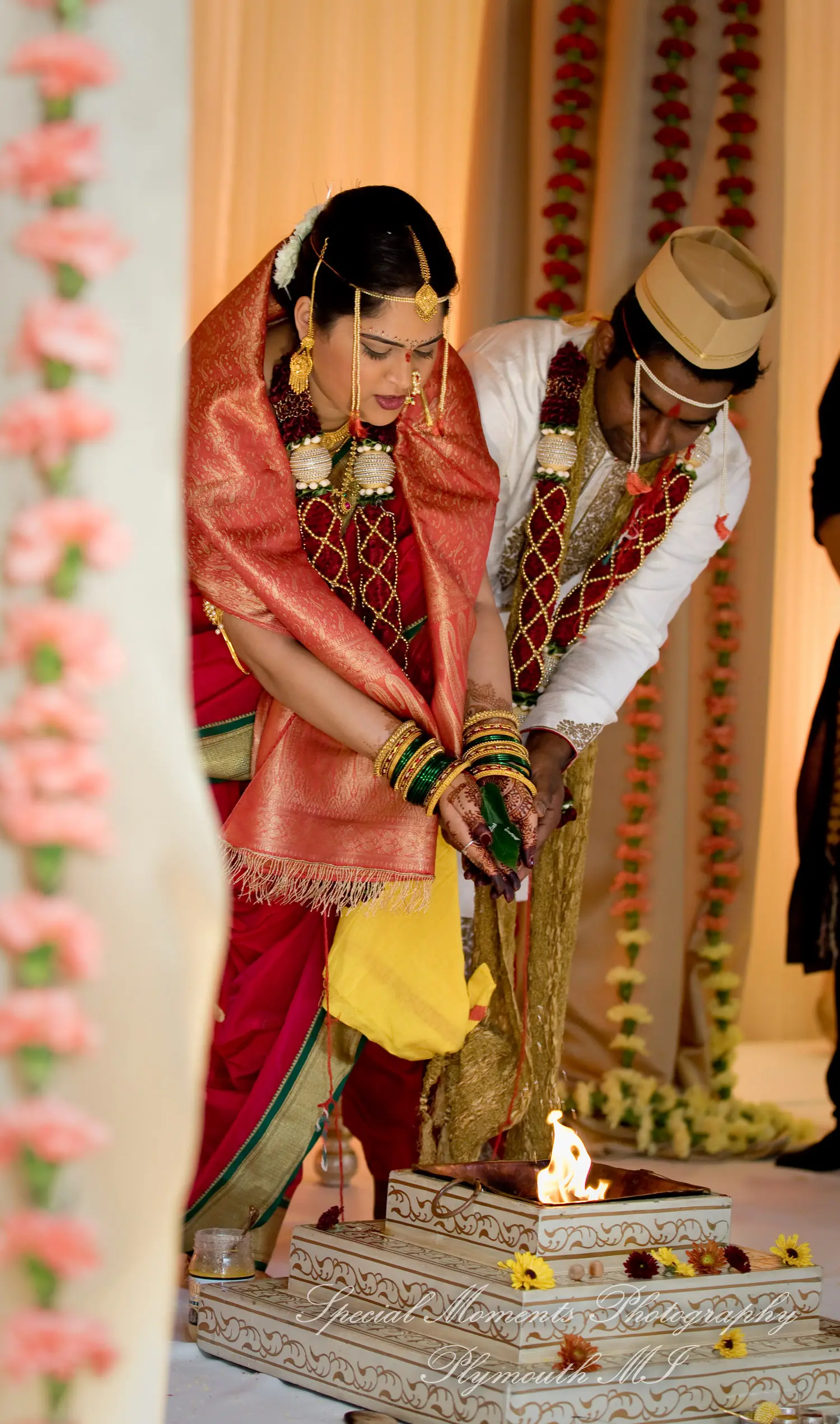 Bharatiya Temple Troy MI wedding photograph