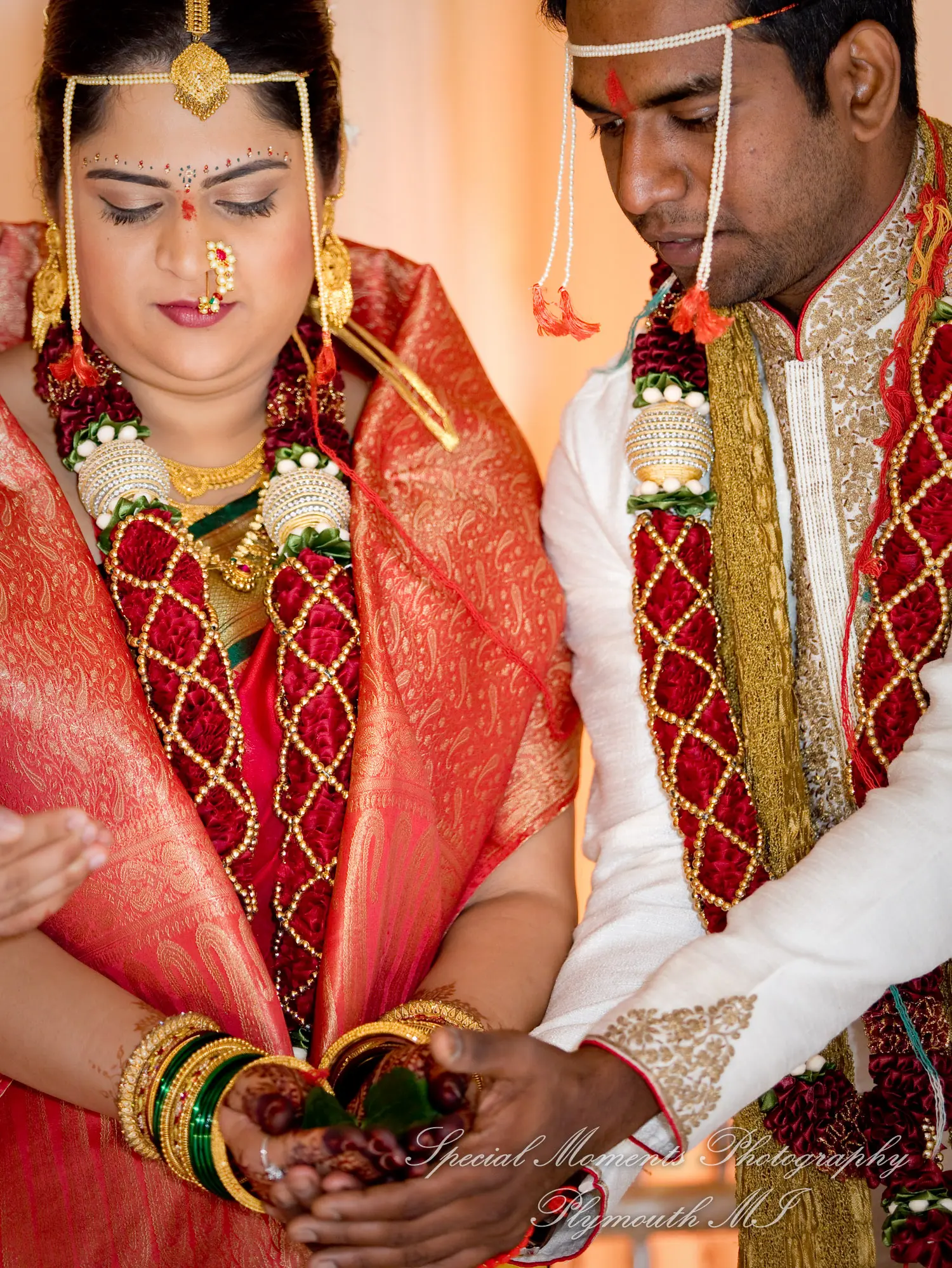 Bharatiya Temple Troy MI wedding photograph