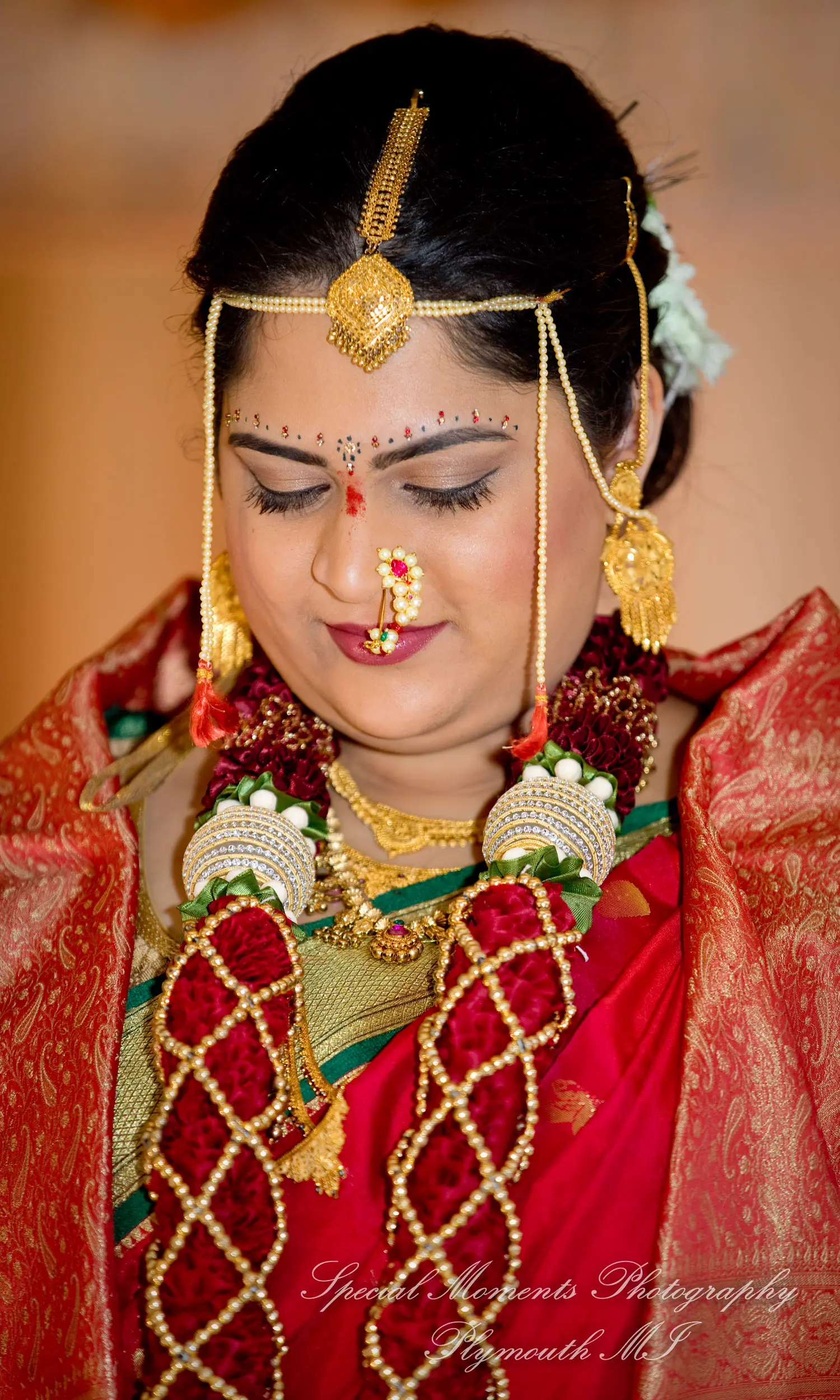 Bharatiya Temple Troy MI wedding photograph