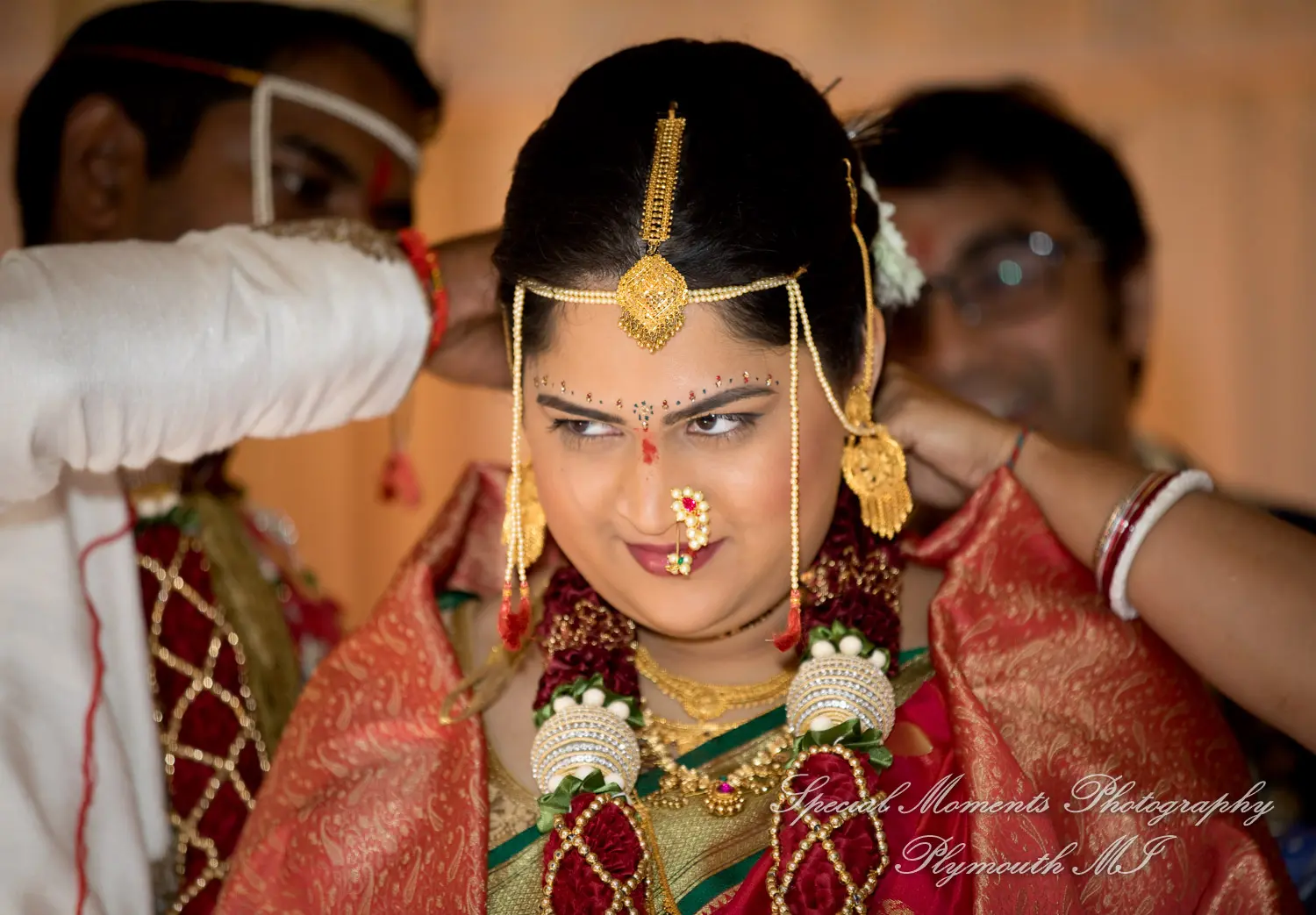 Bharatiya Temple Troy MI wedding photograph