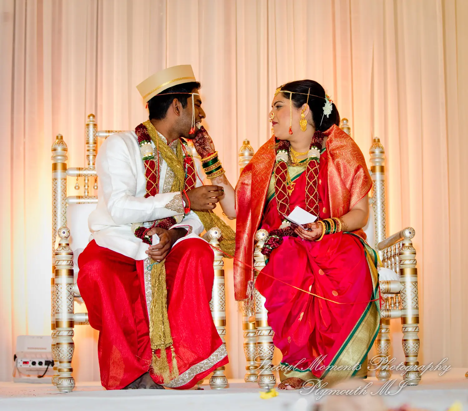 Bharatiya Temple Troy MI wedding photograph