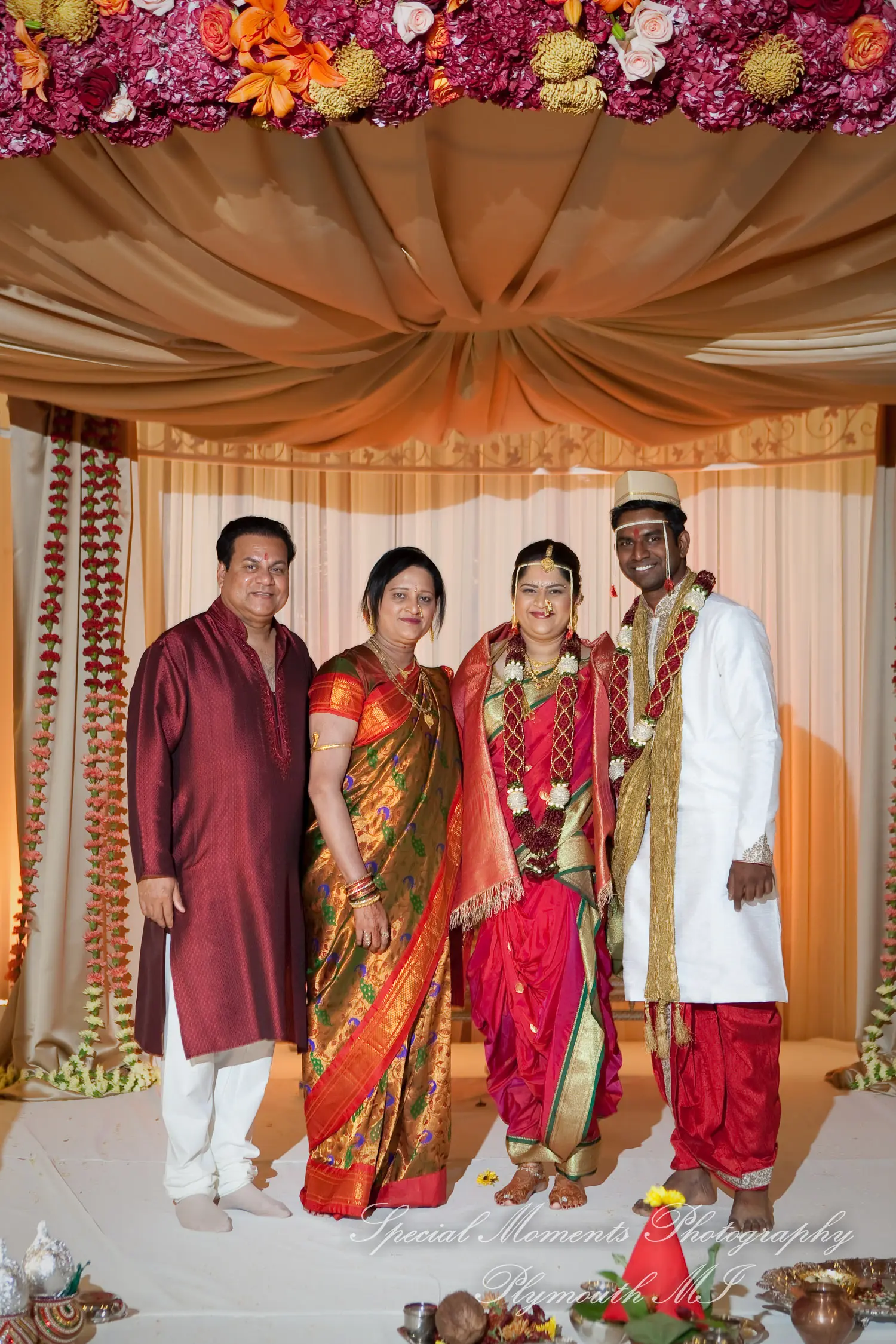 Bharatiya Temple Troy MI wedding photograph