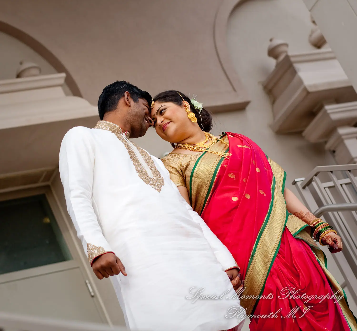 Bharatiya Temple Troy MI wedding photograph