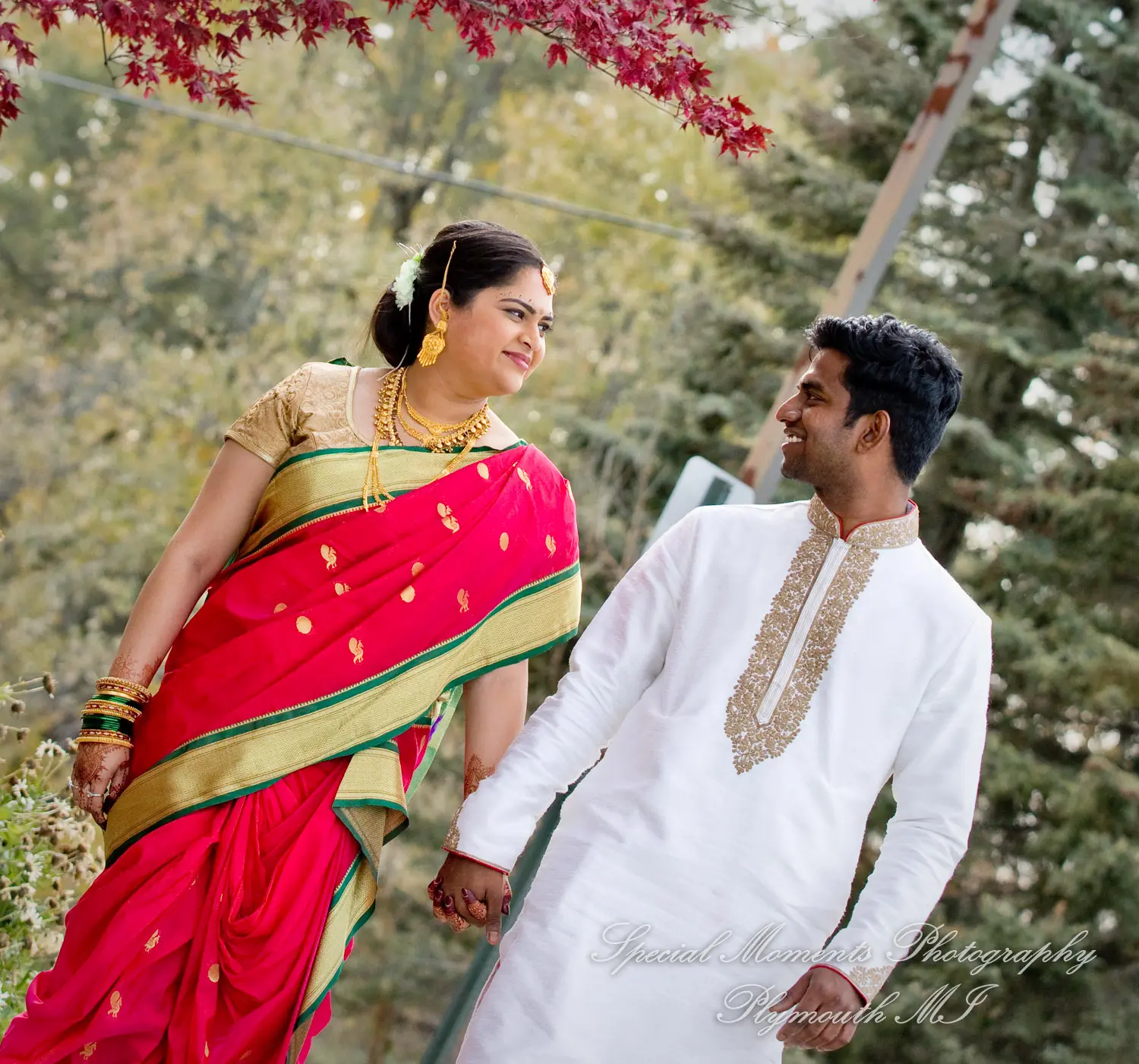 Bharatiya Temple Troy MI wedding photograph