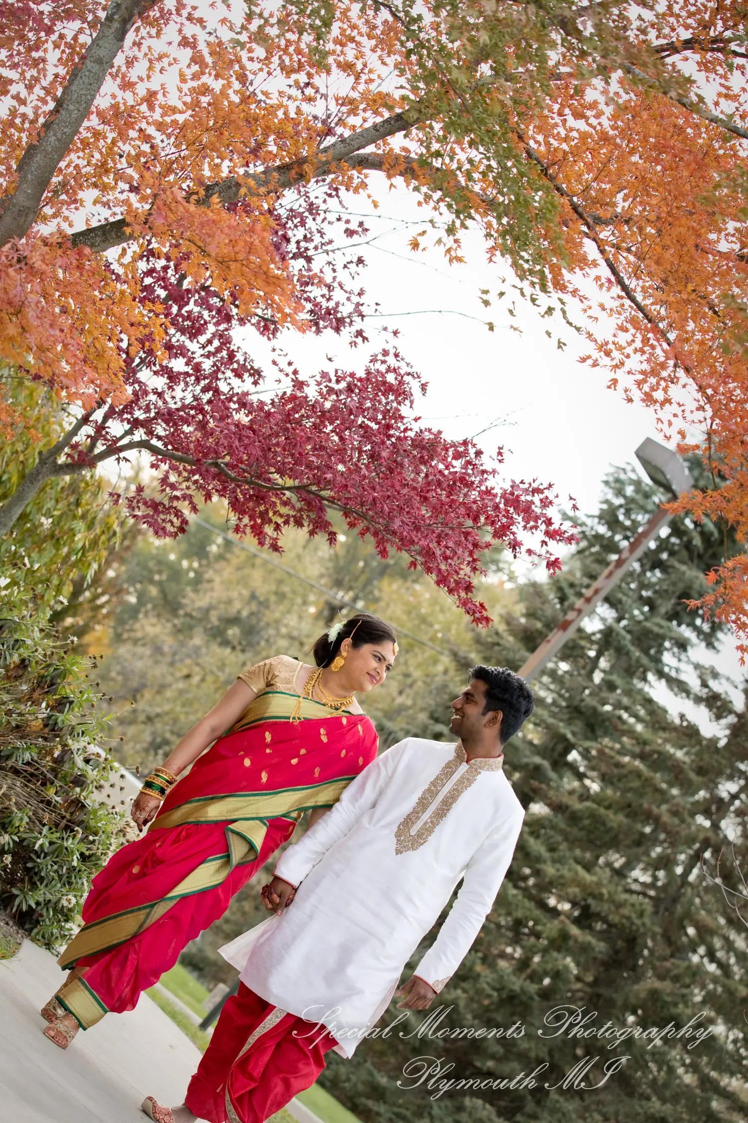 Bharatiya Temple Troy MI wedding photograph