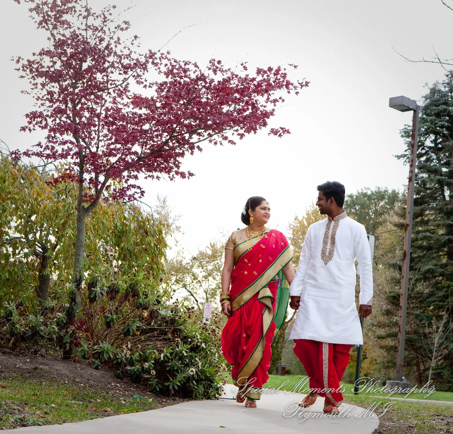 Bharatiya Temple Troy MI wedding photograph