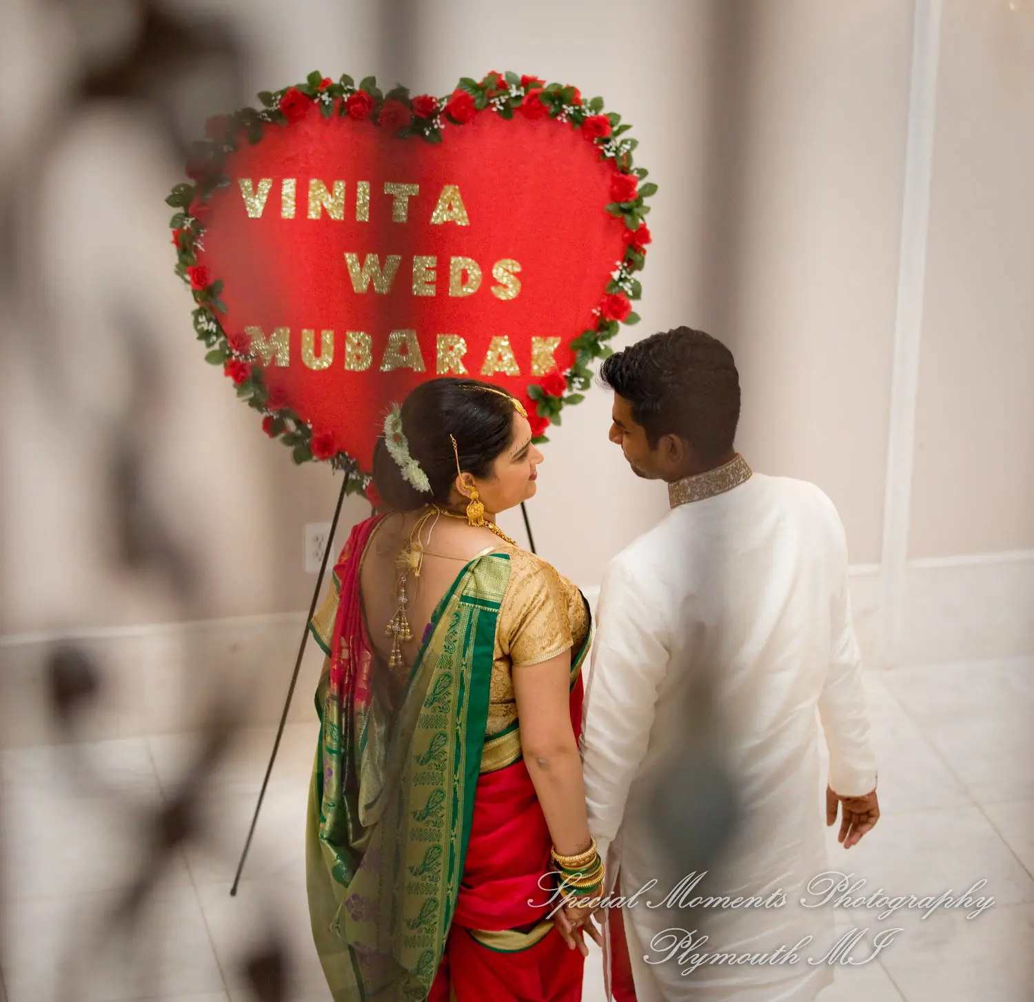 Bharatiya Temple Troy MI wedding photograph