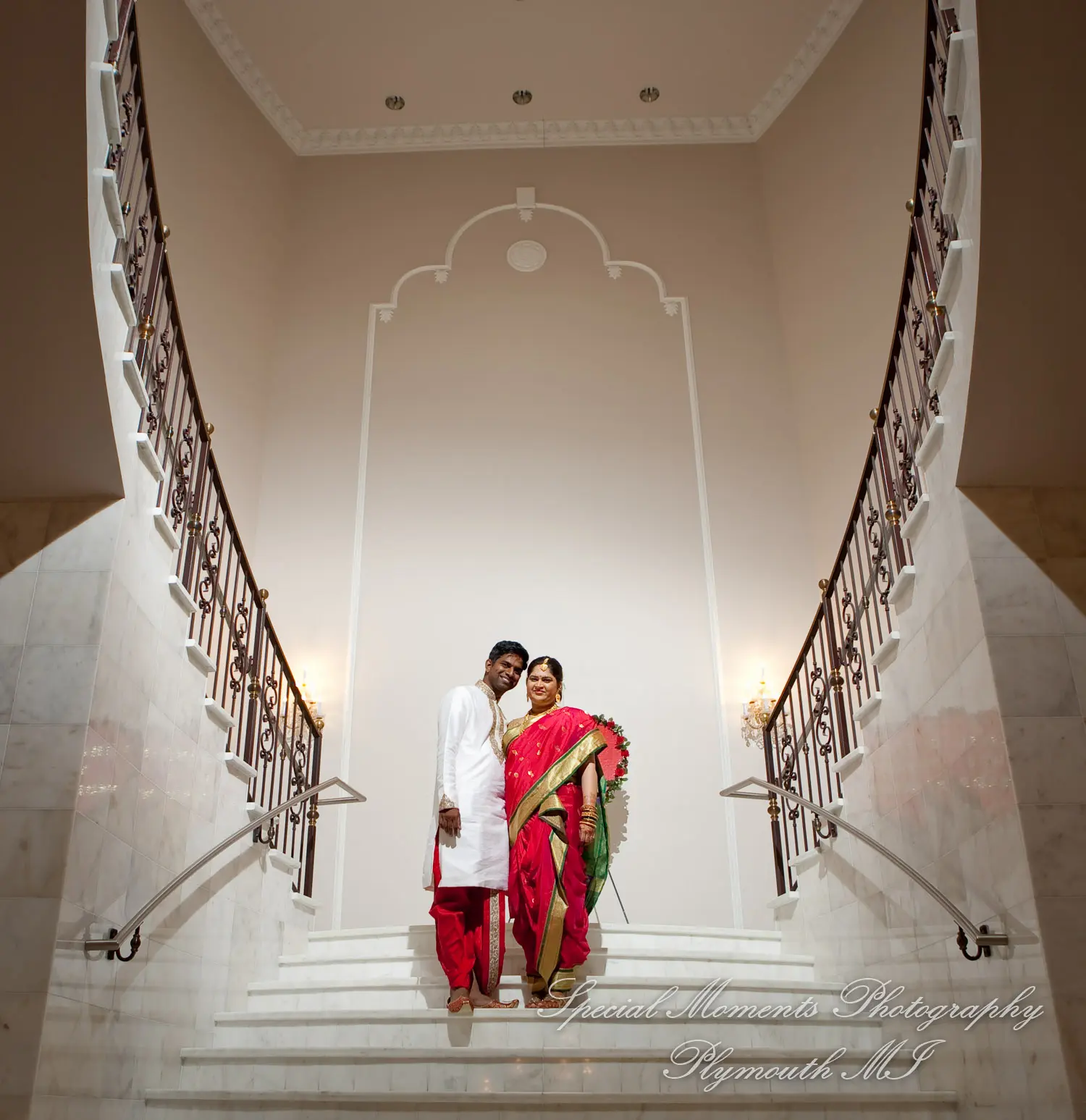 Bharatiya Temple Troy MI wedding photograph