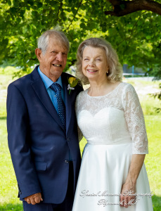 Home wedding Romulus MI photograph