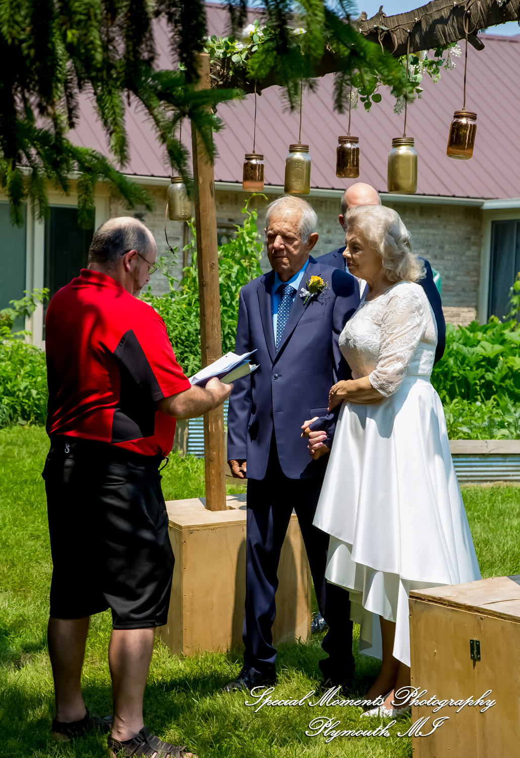 Home wedding Romulus MI photograph