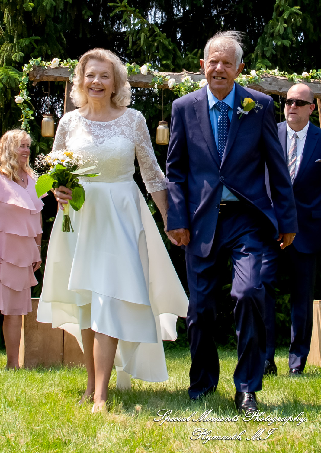 Home wedding Romulus MI photograph