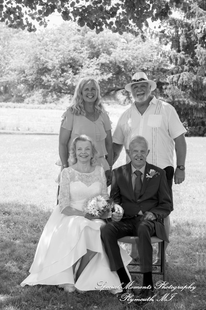 Home wedding Romulus MI photograph