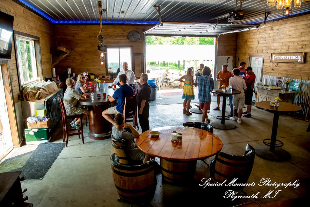 Home wedding Romulus MI photograph