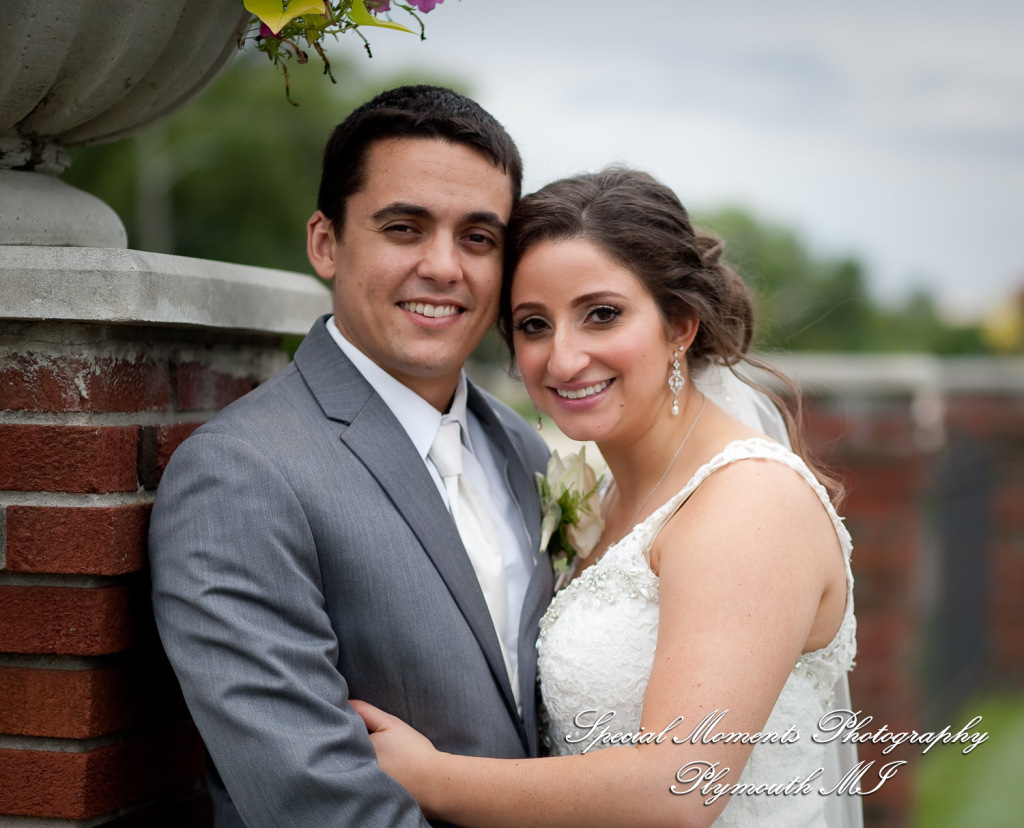 David & Steph at Larsa Palace Banquet Facility Warren MI wedding photograph