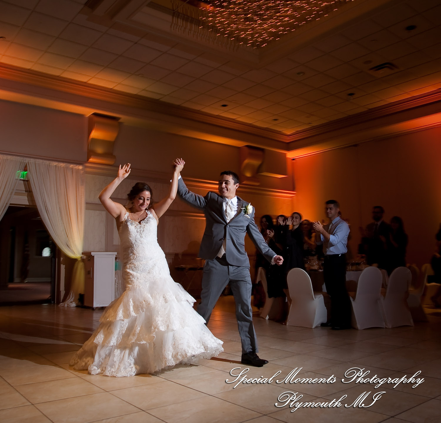 David & Steph at Larsa Palace Banquet Facility Warren MI wedding photograph