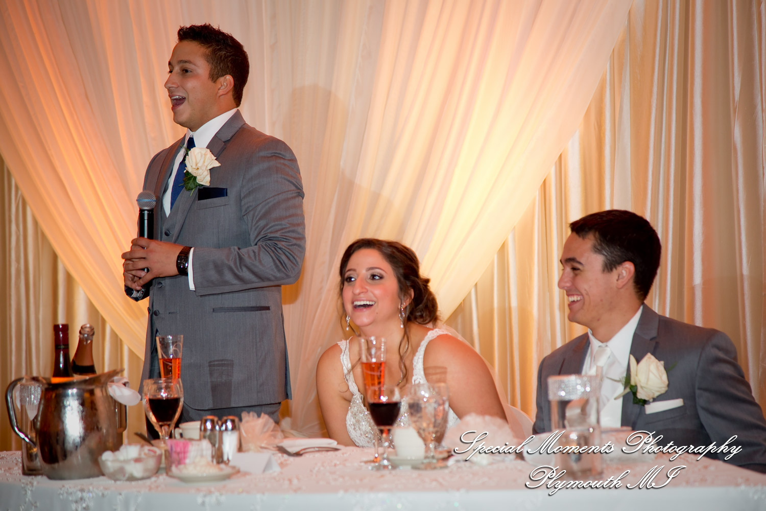 David & Steph at Larsa Palace Banquet Facility Warren MI wedding photograph