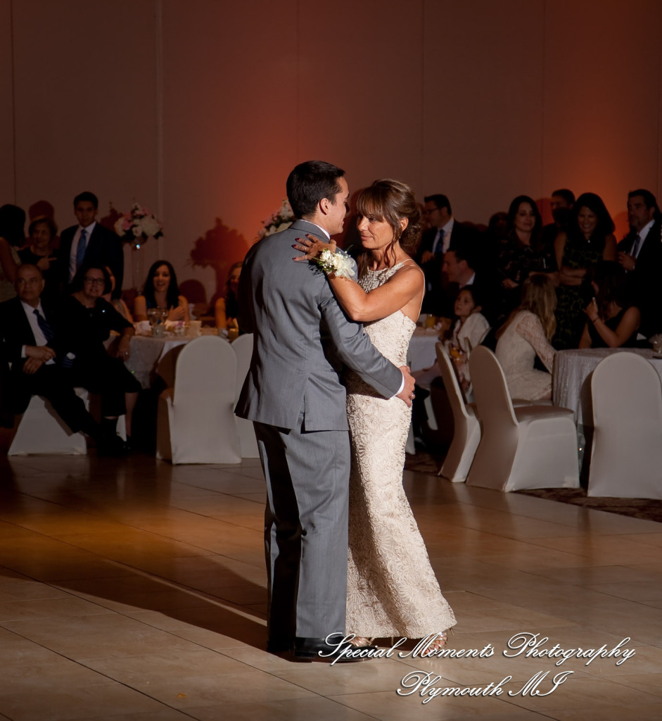 David & Steph at Larsa Palace Banquet Facility Warren MI wedding photograph