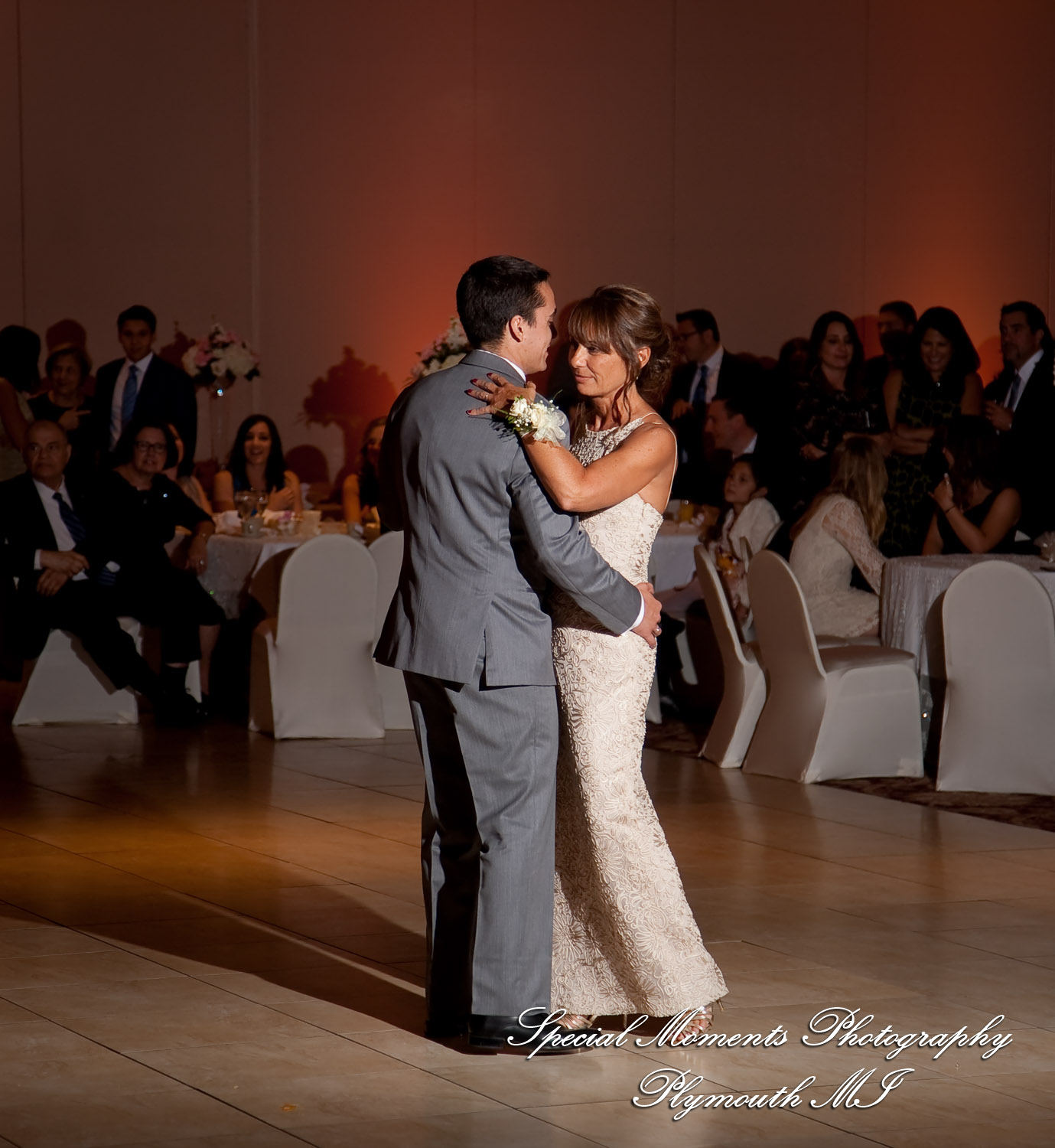 David & Steph at Larsa Palace Banquet Facility Warren MI wedding photograph