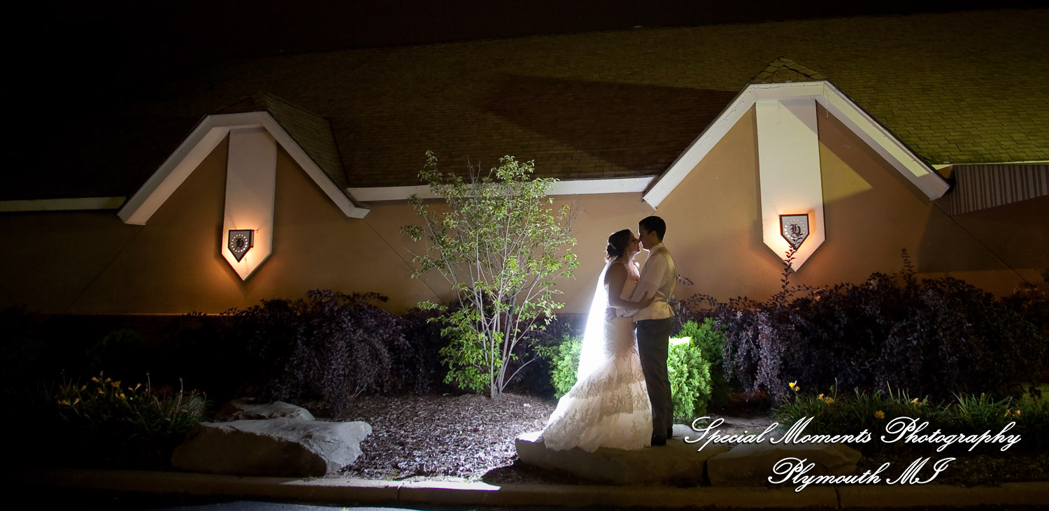 David & Steph at Larsa Palace Banquet Facility Warren MI wedding photograph