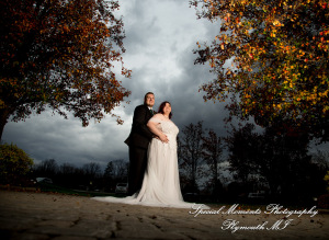 Sarah & Chad at Tina's Country House Macomb Township MI wedding photograph
