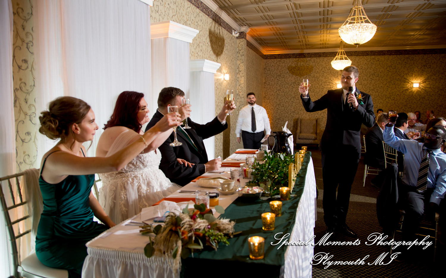 Sarah & Chad at Tina's Country House Macomb Township MI wedding photograph