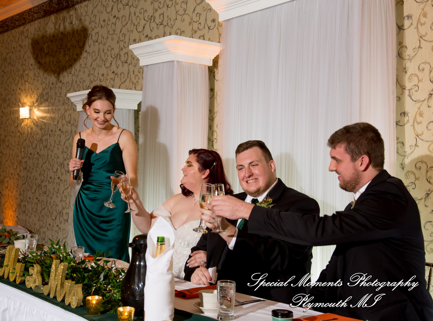Sarah & Chad at Tina's Country House Macomb Township MI wedding photograph