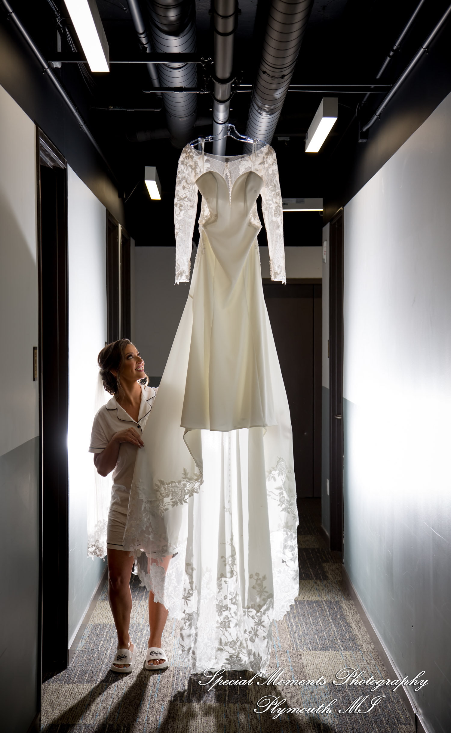 Reanna & Terrance at Sonder Gabriel Richard Hotel Detroit MI wedding photograph