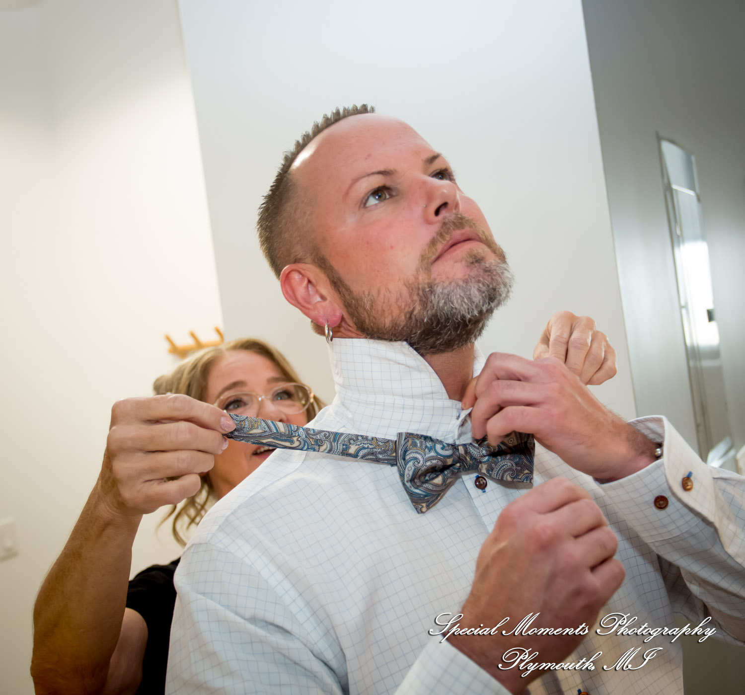 Reanna & Terrance at Sonder Gabriel Richard Hotel Detroit MI wedding photograph