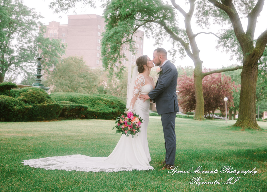 Reanna & Terrance at Elevate at One Campus Martius Detroit MI wedding photograph