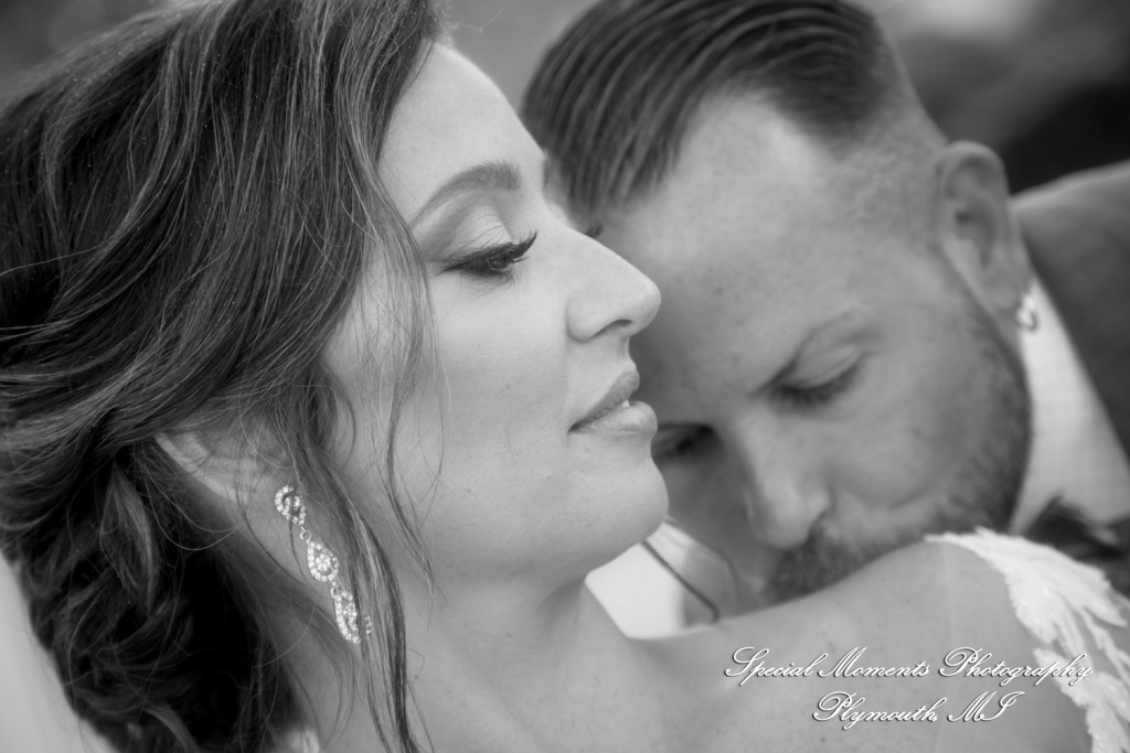 Reanna & Terrance at Elevate at One Campus Martius Detroit MI wedding photograph