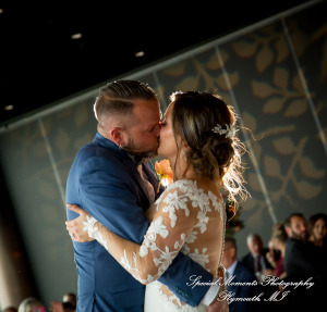 Reanna & Terrance at Elevate at One Campus Martius Detroit MI wedding photograph