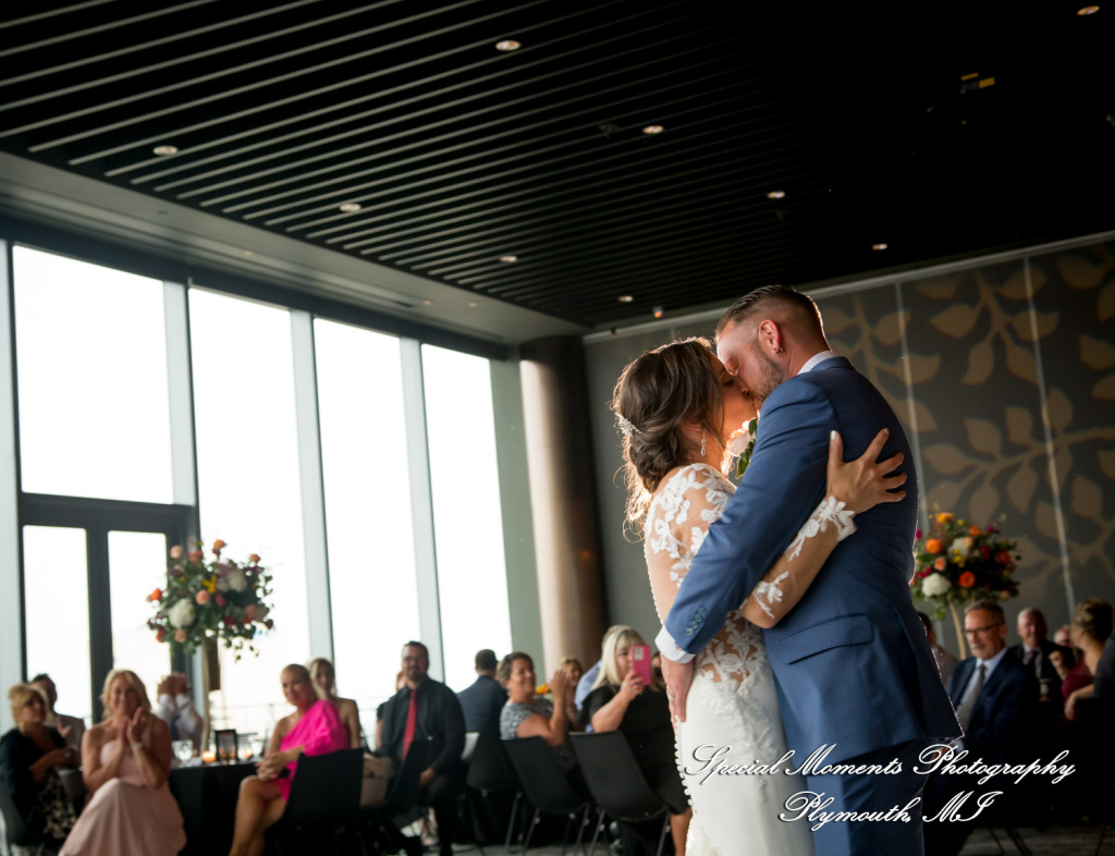 Reanna & Terrance at Elevate at One Campus Martius Detroit MI wedding photograph