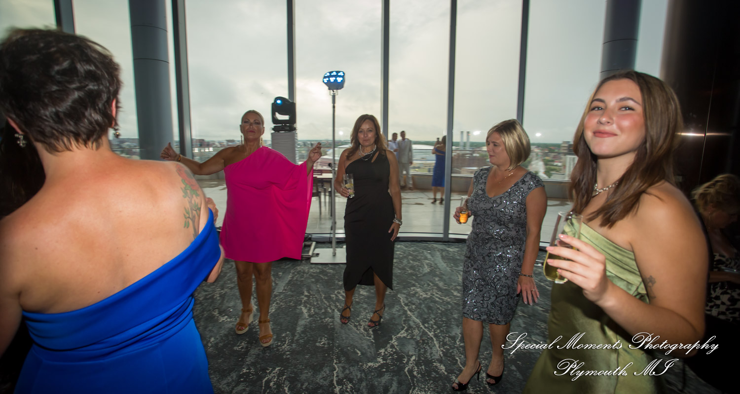 Reanna & Terrance at Elevate at One Campus Martius Detroit MI wedding photograph