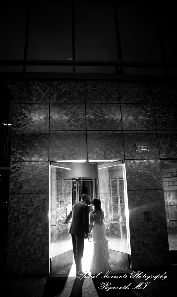 Reanna & Terrance at Elevate at One Campus Martius Detroit MI wedding photograph