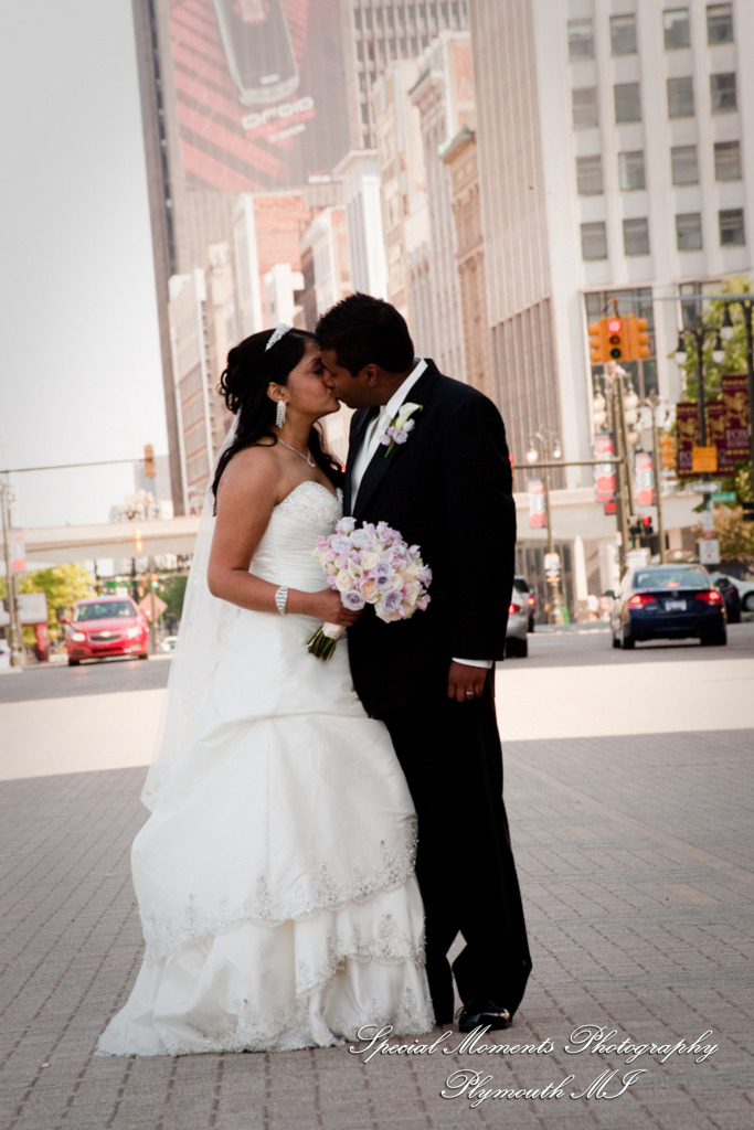 Sean & Bin at Larsa Palace Banquet Facility Warren MI wedding photograph