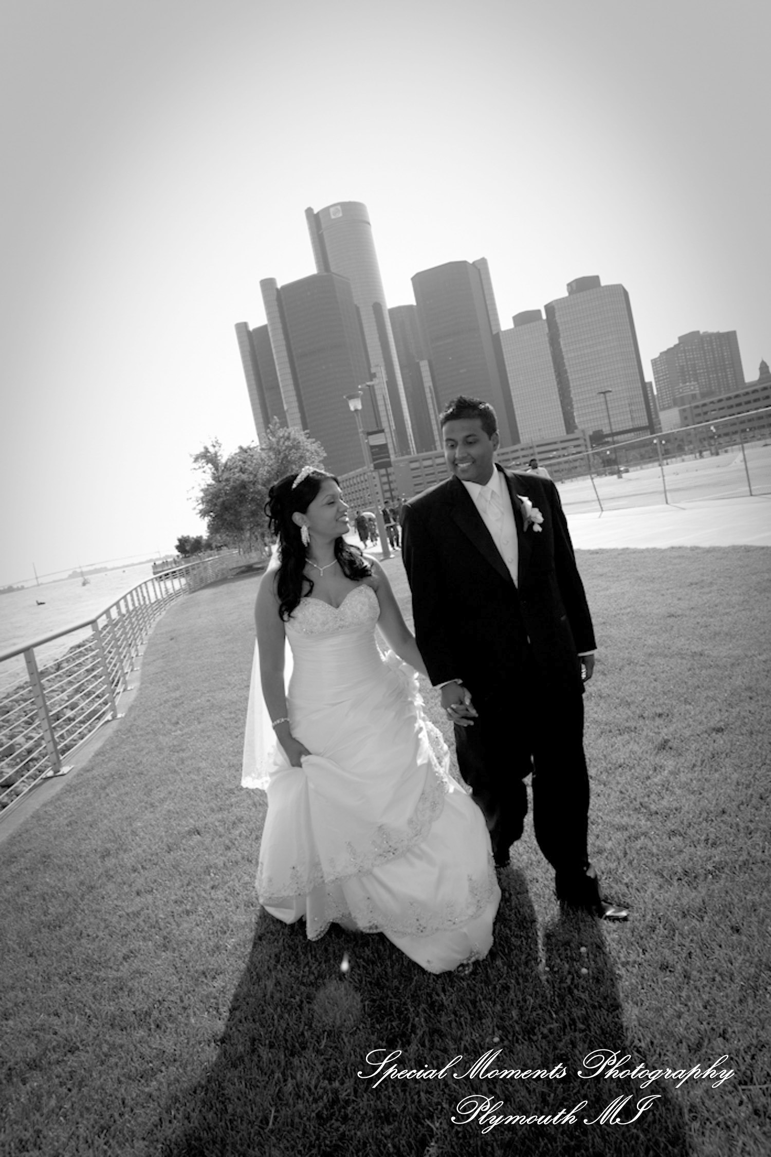 Sean & Bin at Larsa Palace Banquet Facility Warren MI wedding photograph