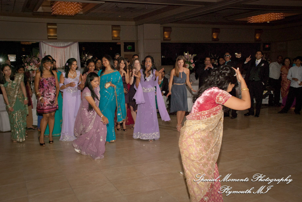 Sean & Bin at Larsa Palace Banquet Facility Warren MI wedding photograph