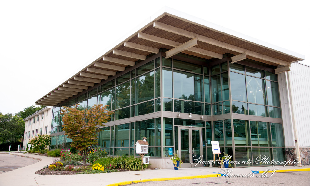 Natasha & Daniel at Orchard Lake Community Church West Bloomfield MI wedding photograph