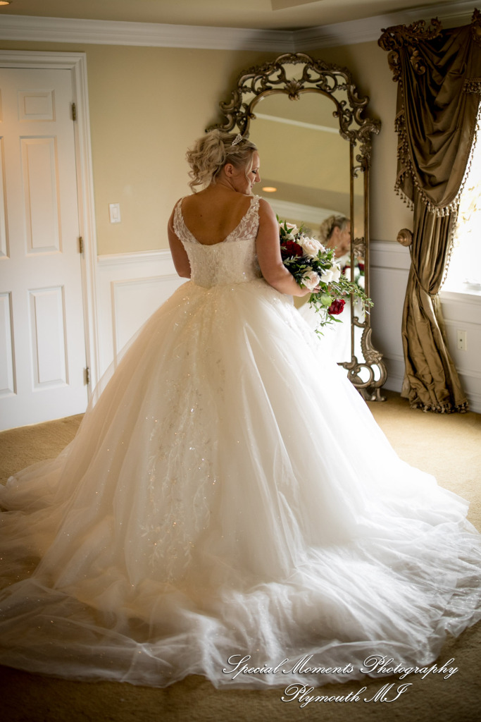 Heather & Cody at White House Wedding Chapel Warren MI wedding photograph