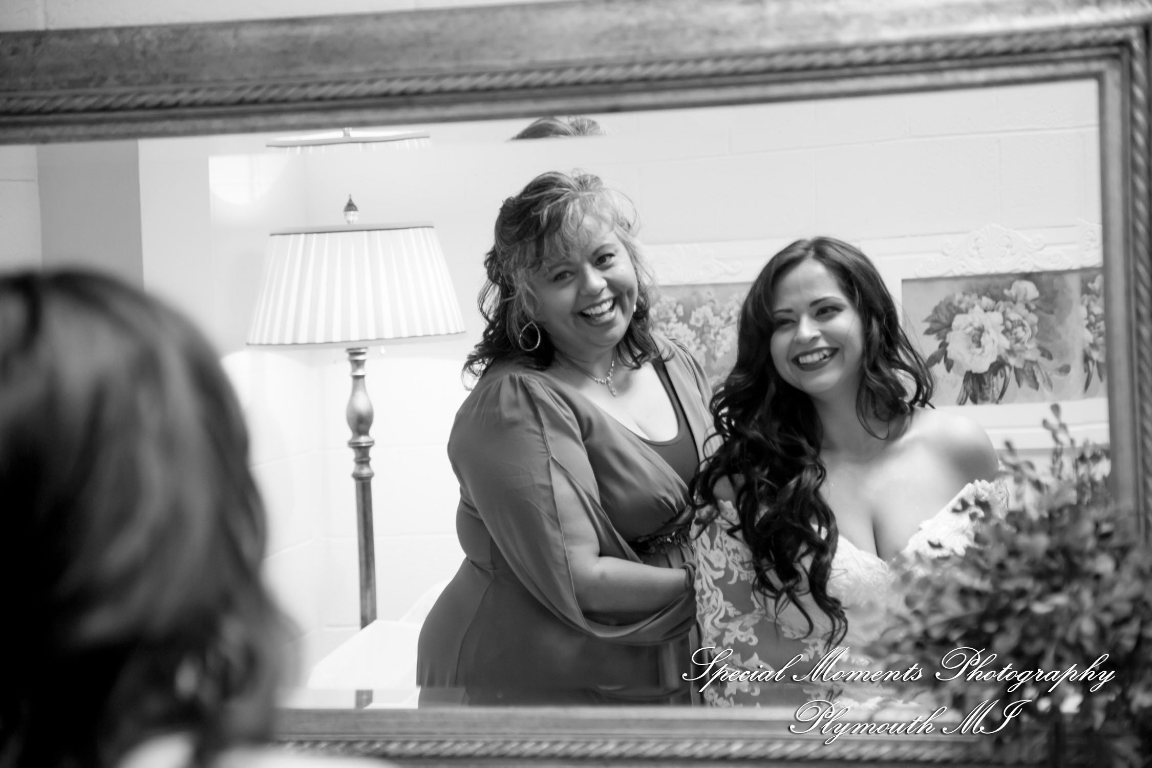 Natasha & Daniel at Orchard Lake Community Church West Bloomfield MI wedding photograph