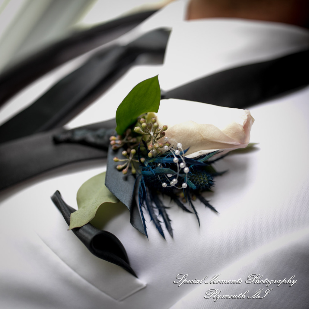 Heather & Cody at White House Wedding Chapel Warren MI wedding photograph